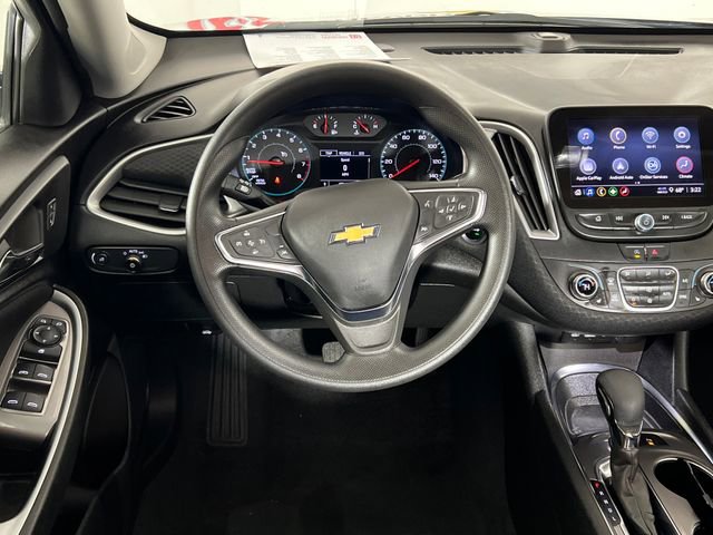Used 2025 Chevrolet Malibu LT FWD image 14