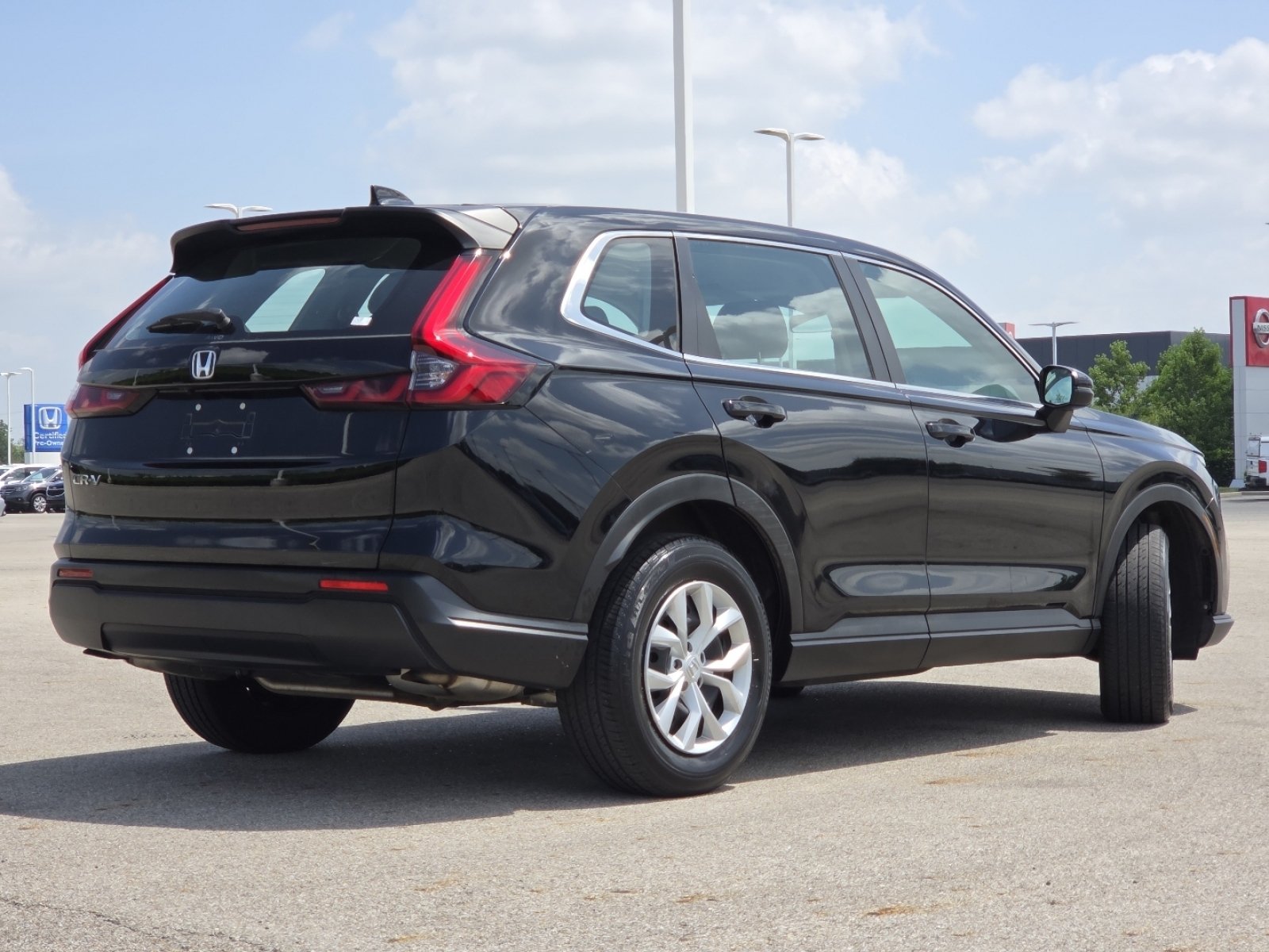Used 2024 Honda CR-V LX image 17