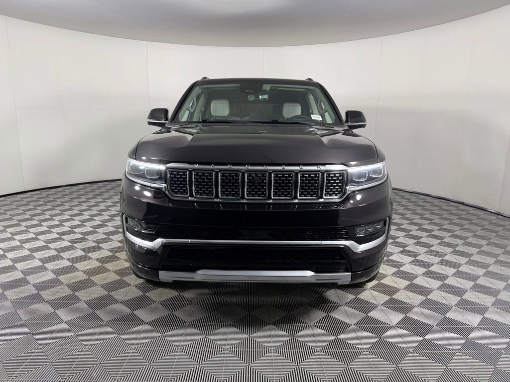 Used 2023 Jeep Grand Wagoneer Series II w/ Flexible Seating Group AWD/4WD image 11