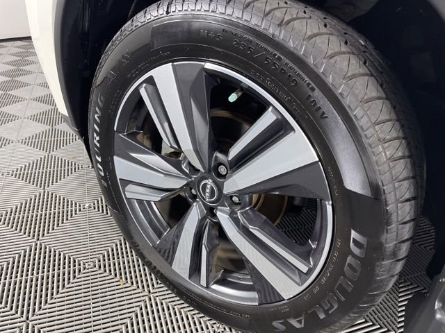 Used 2023 Nissan Rogue SL FWD image 14