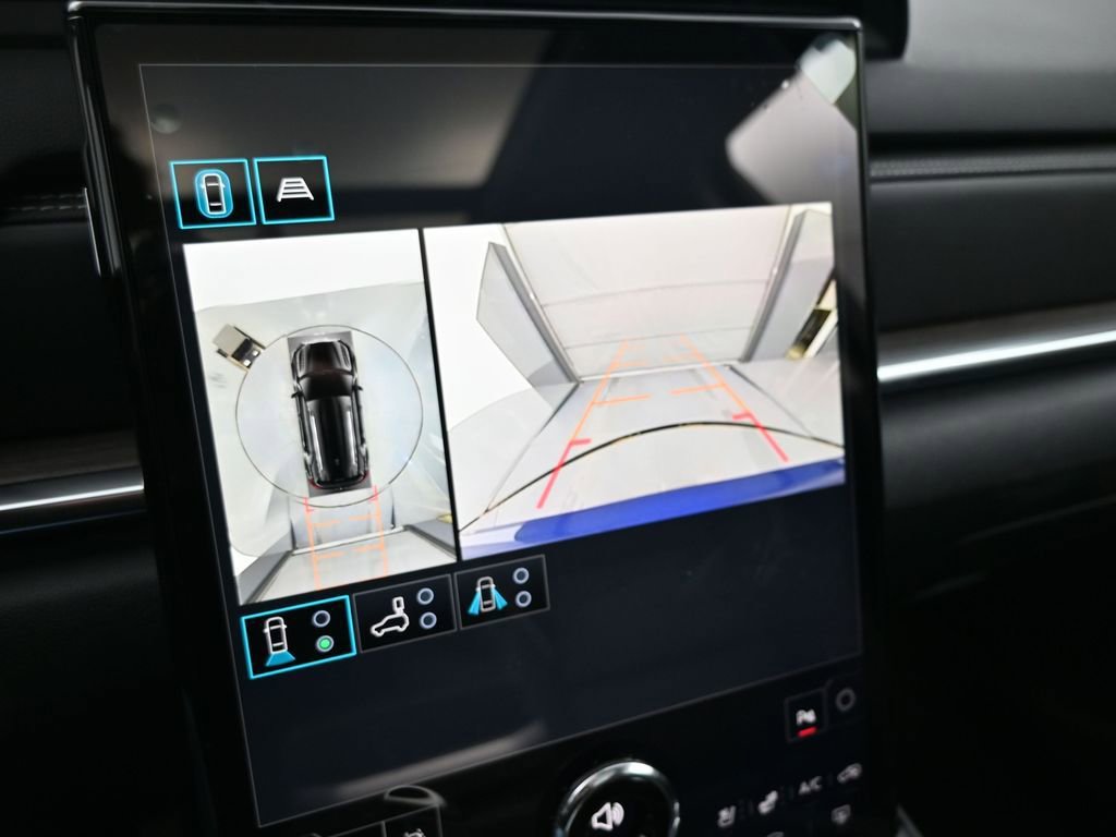 New 2026 GMC Terrain Denali w/ LPO, Black Badging Package image 16