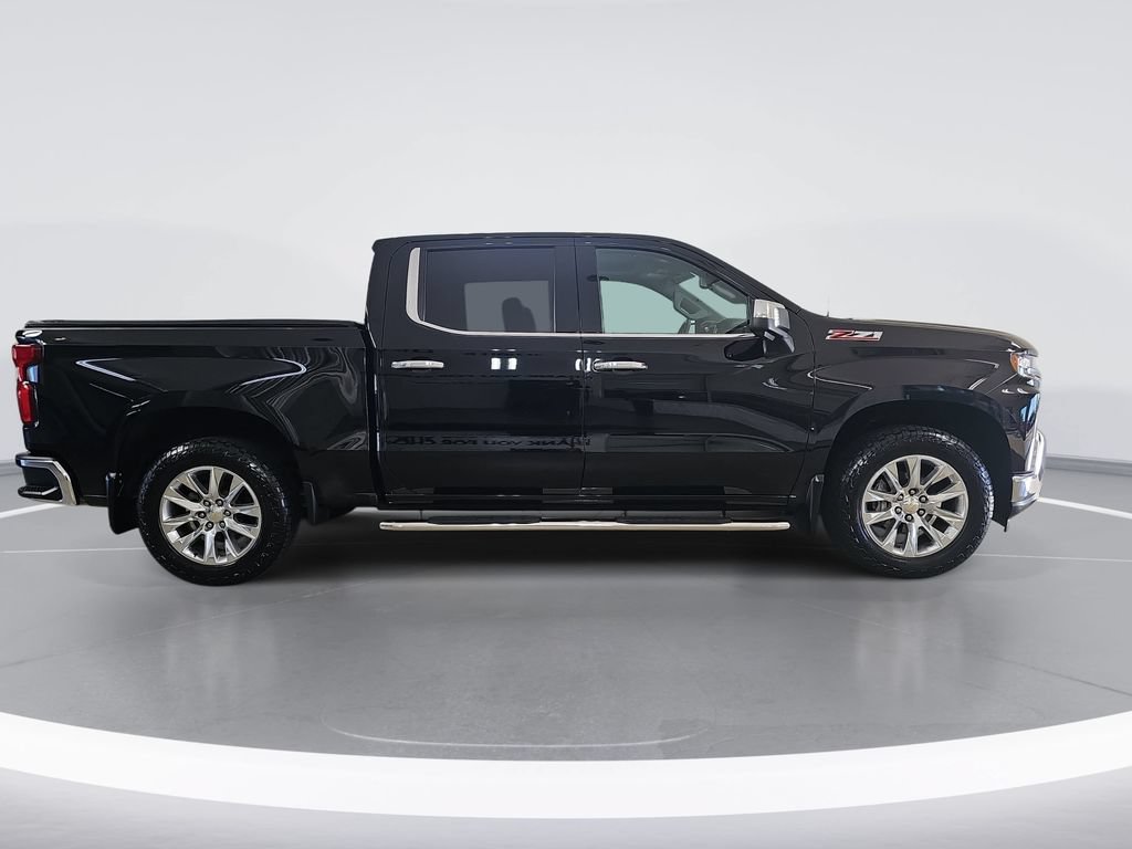 Certified 2021 Chevrolet Silverado 1500 LTZ w/ LTZ Premium Package AWD/4WD image 2
