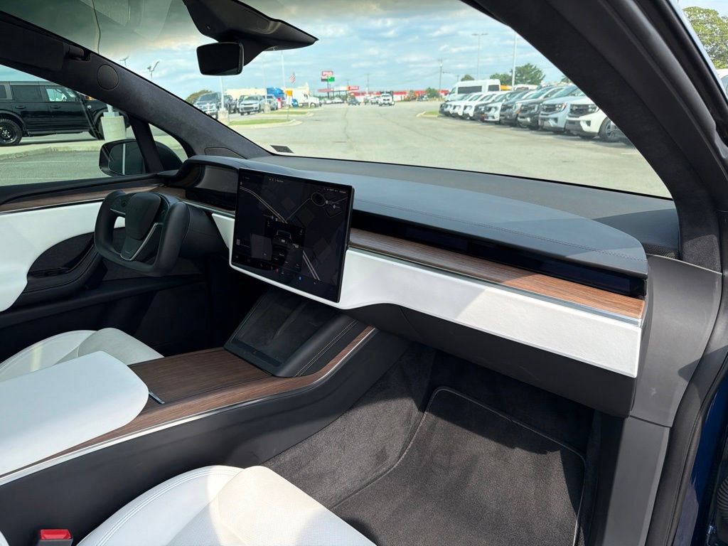 Used 2022 Tesla Model X AWD/4WD image 20
