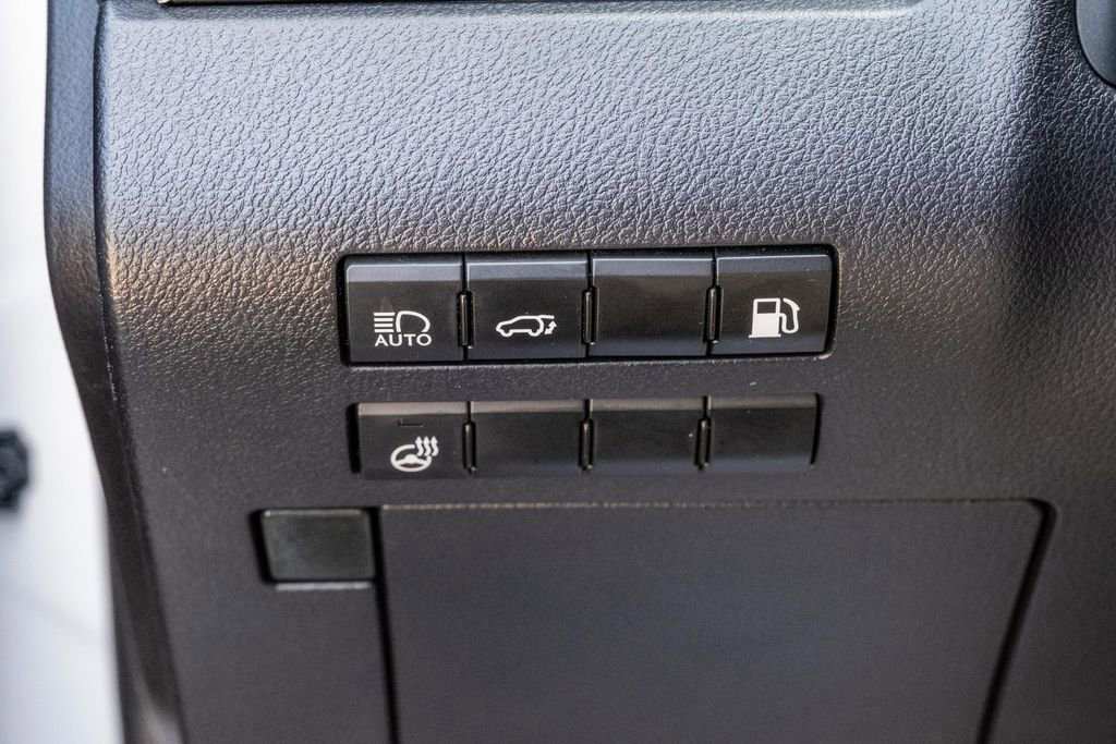 Used 2018 Lexus RX 450h AWD w/ Premium Package image 22