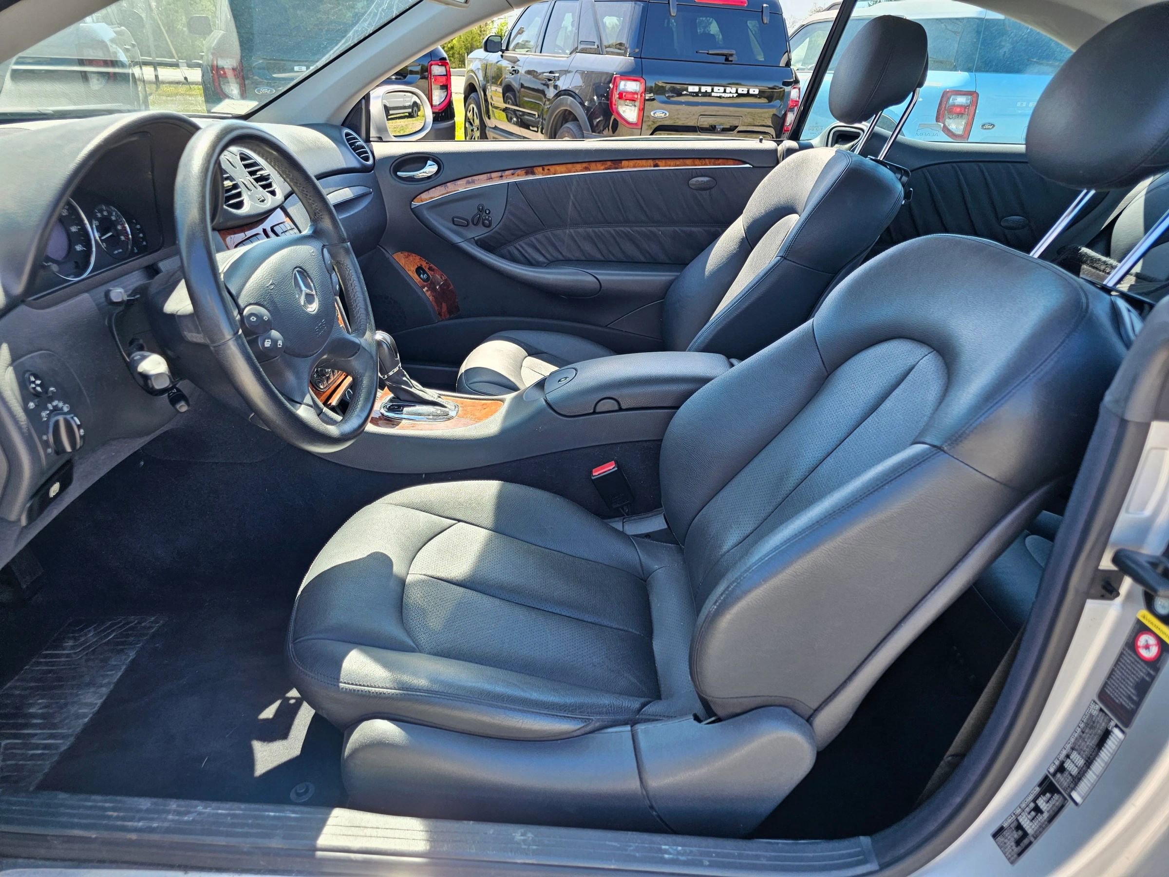 Used 2004 Mercedes-Benz CLK 500 Coupe image 4