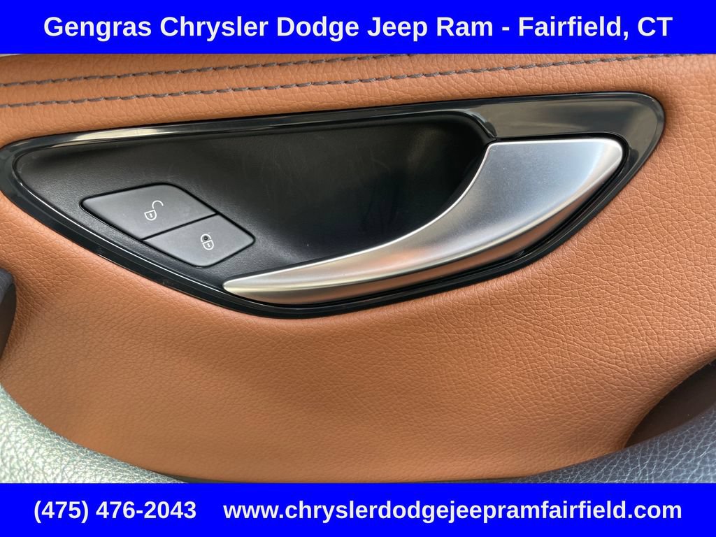 Used 2019 Mercedes-Benz GLC 300 4MATIC Coupe image 17