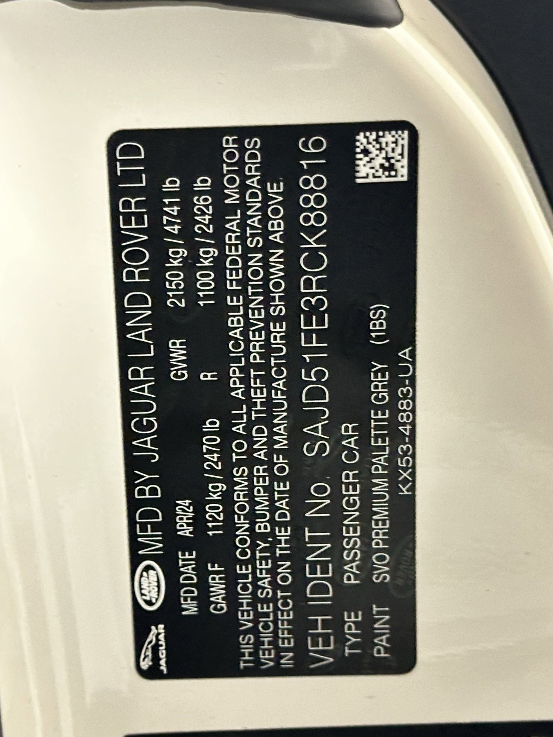 New 2024 Jaguar F-TYPE R image 16