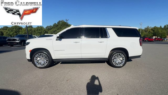 Used 2024 Chevrolet Suburban High Country w/ Advanced Technology Package AWD/4WD image 8