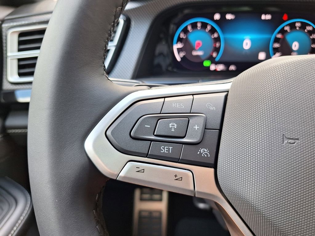 New 2026 Volkswagen Atlas Cross Sport SEL R-Line image 23