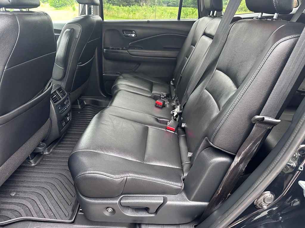 Used 2022 Honda Pilot Touring image 25