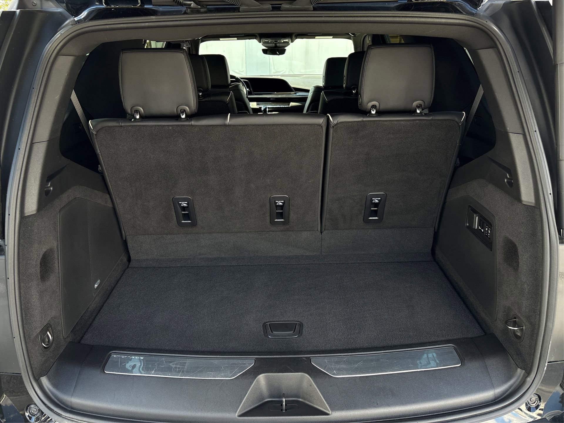 Certified 2023 Cadillac Escalade Sport image 12