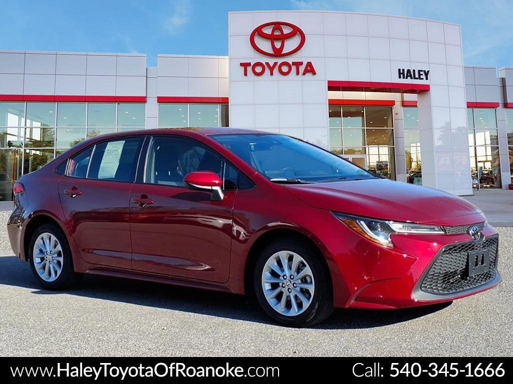 Certified 2022 Toyota Corolla LE w/ LE Convenience Package