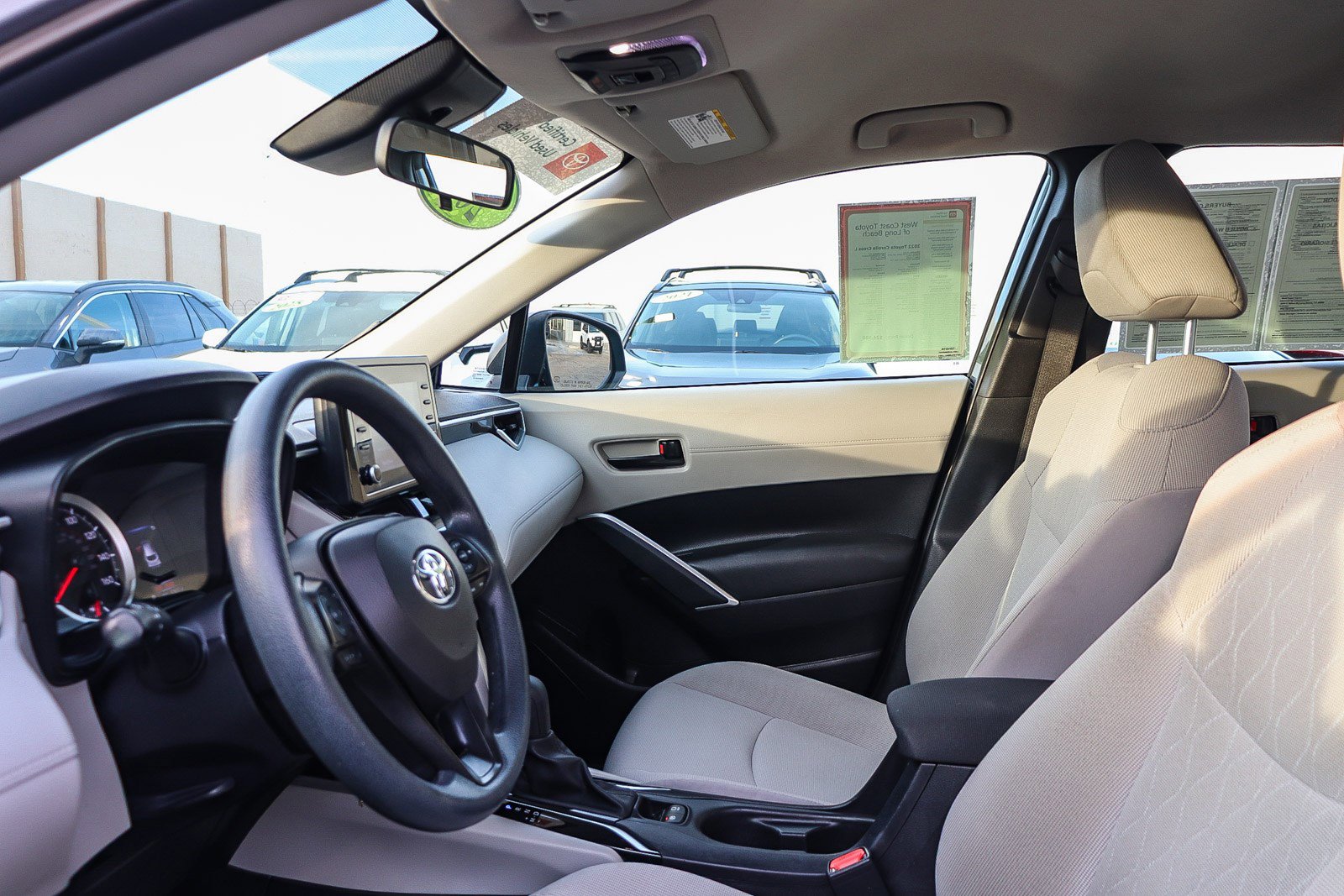 Certified 2022 Toyota Corolla Cross L image 18