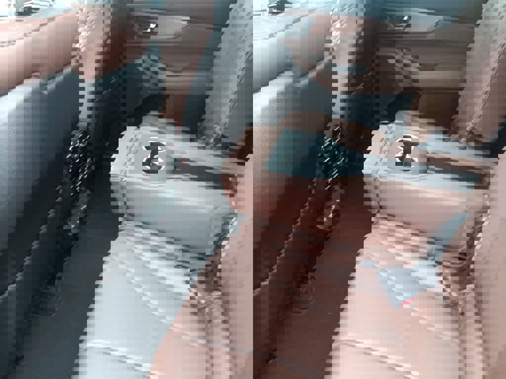 Used 2023 Acura MDX SH-AWD w/ Technology Package image 21