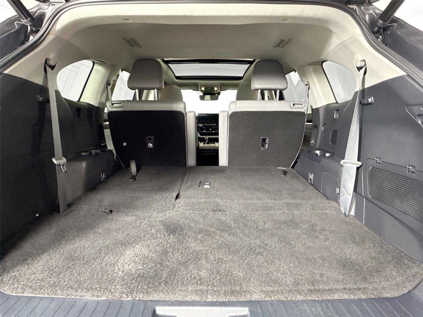 Used 2022 Toyota Highlander Platinum FWD image 40