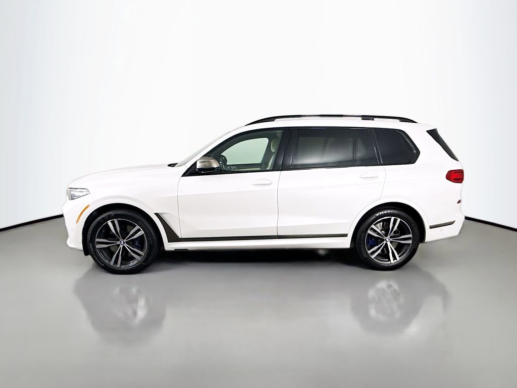 Used 2022 BMW X7 M50i image 8