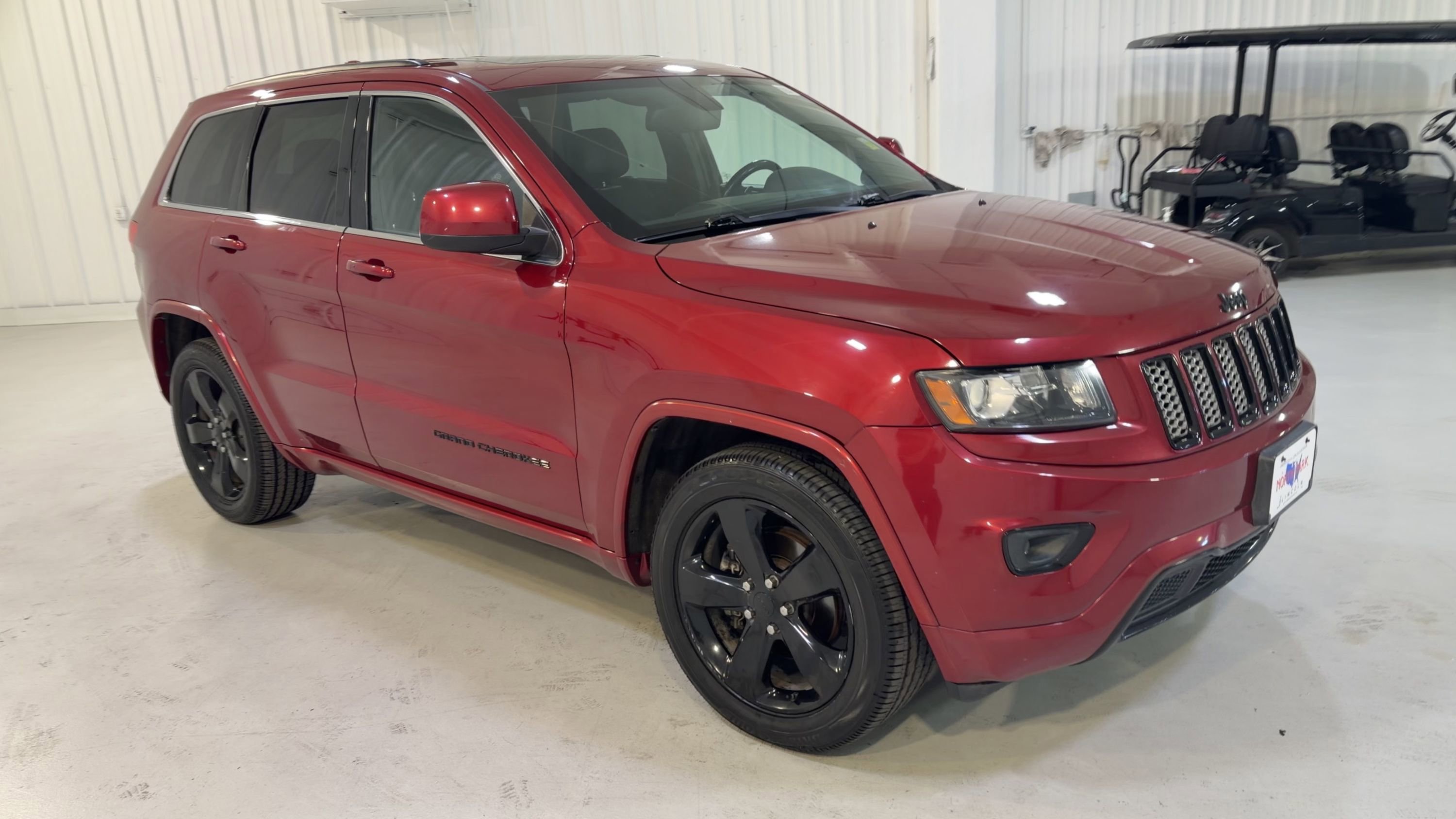 Used 2015 Jeep Grand Cherokee Altitude image 3