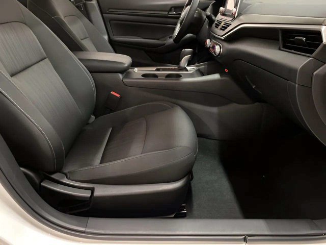 Used 2026 Nissan Altima 2.5 SV FWD image 70