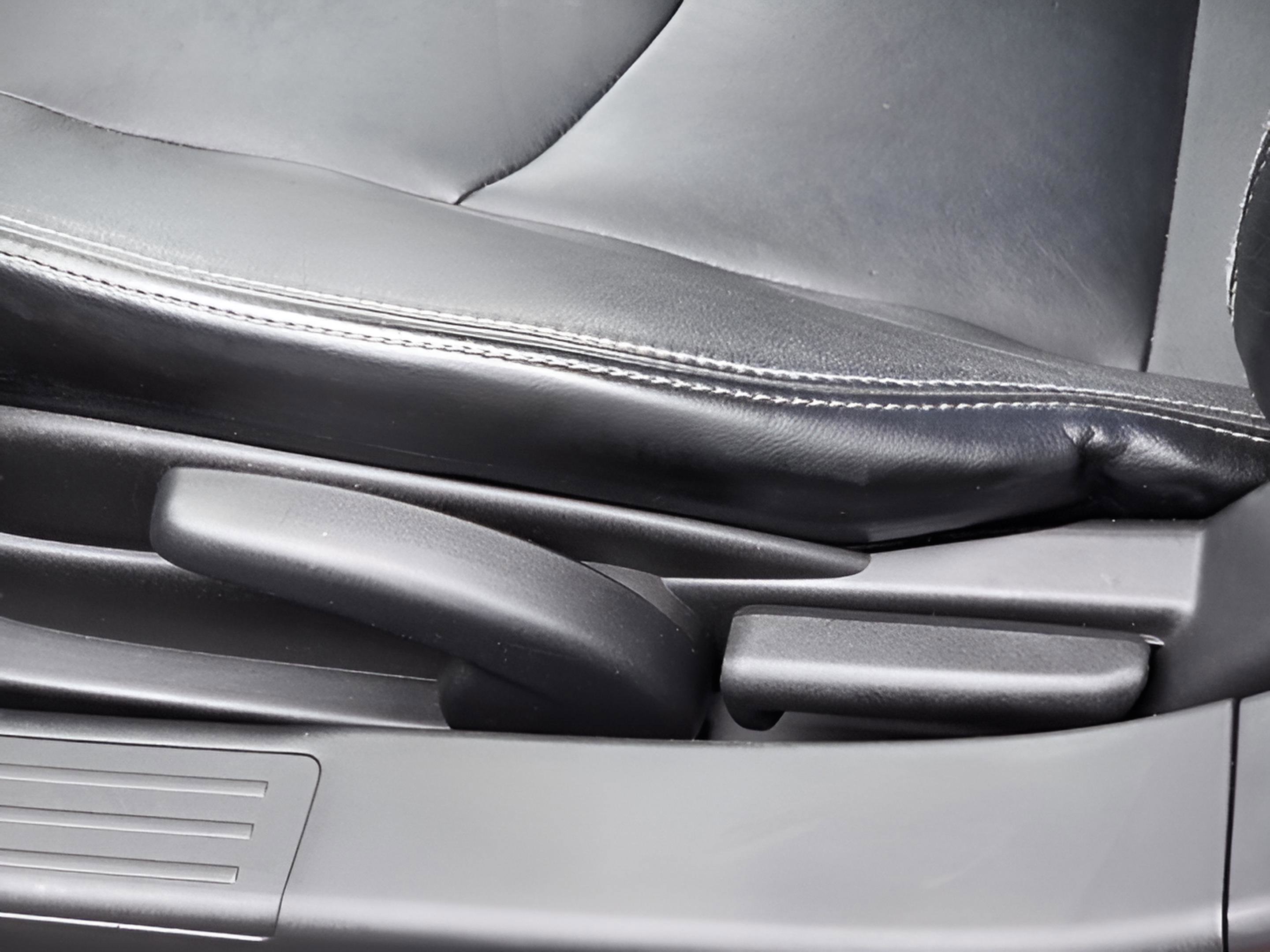 Used 2015 MAZDA MX-5 Miata Grand Touring RWD image 15