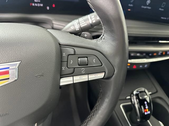 Used 2024 Cadillac XT4 Luxury image 16