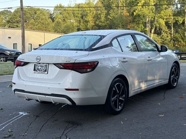 Used 2024 Nissan Sentra SV FWD image 3