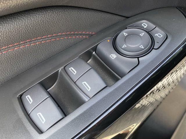 New 2025 Chevrolet Trax RS w/ Driver Confidence Package FWD image 19