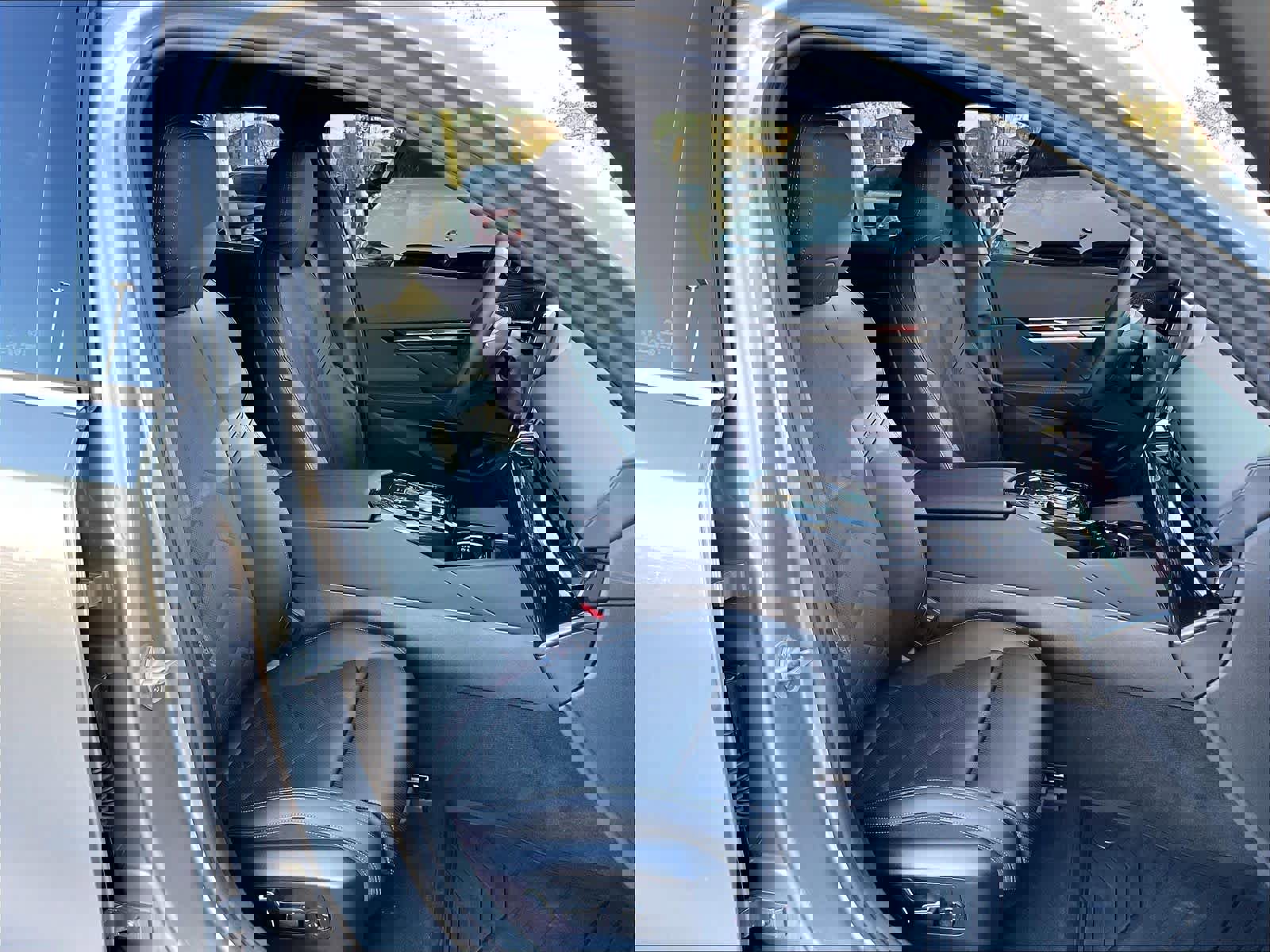 Certified 2026 BMW i5 eDrive40 w/ Premium Package image 10