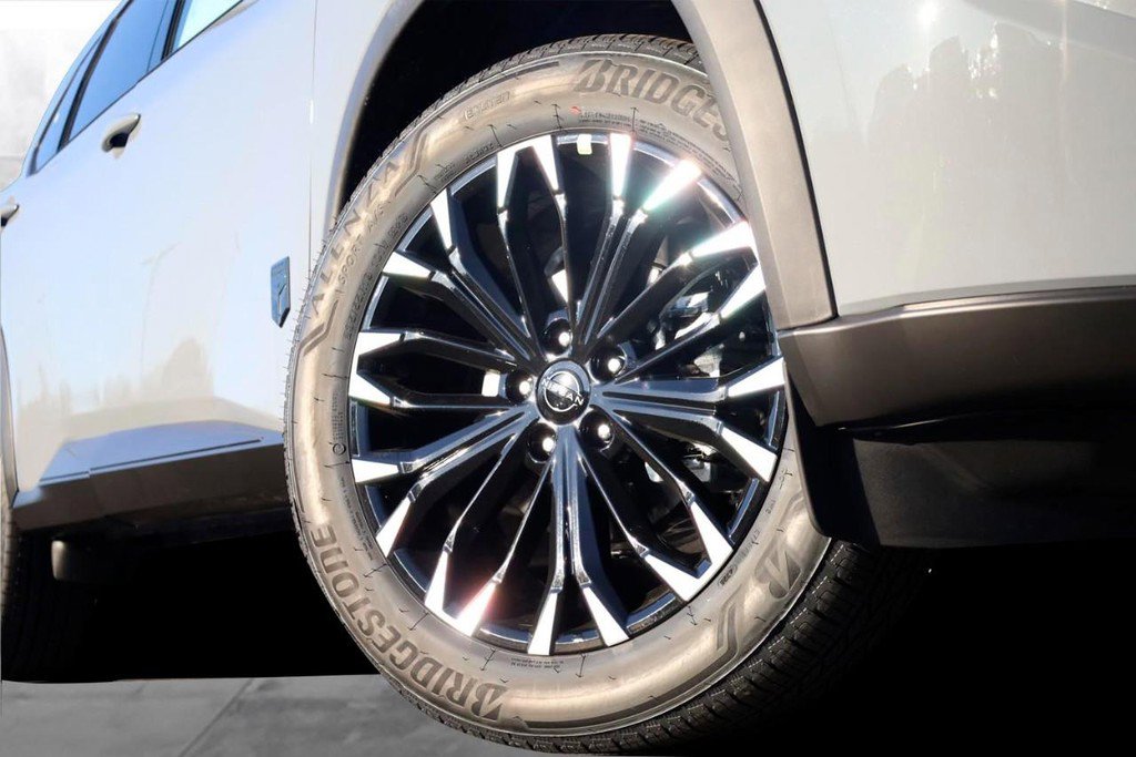 New 2026 Nissan Rogue SV image 3