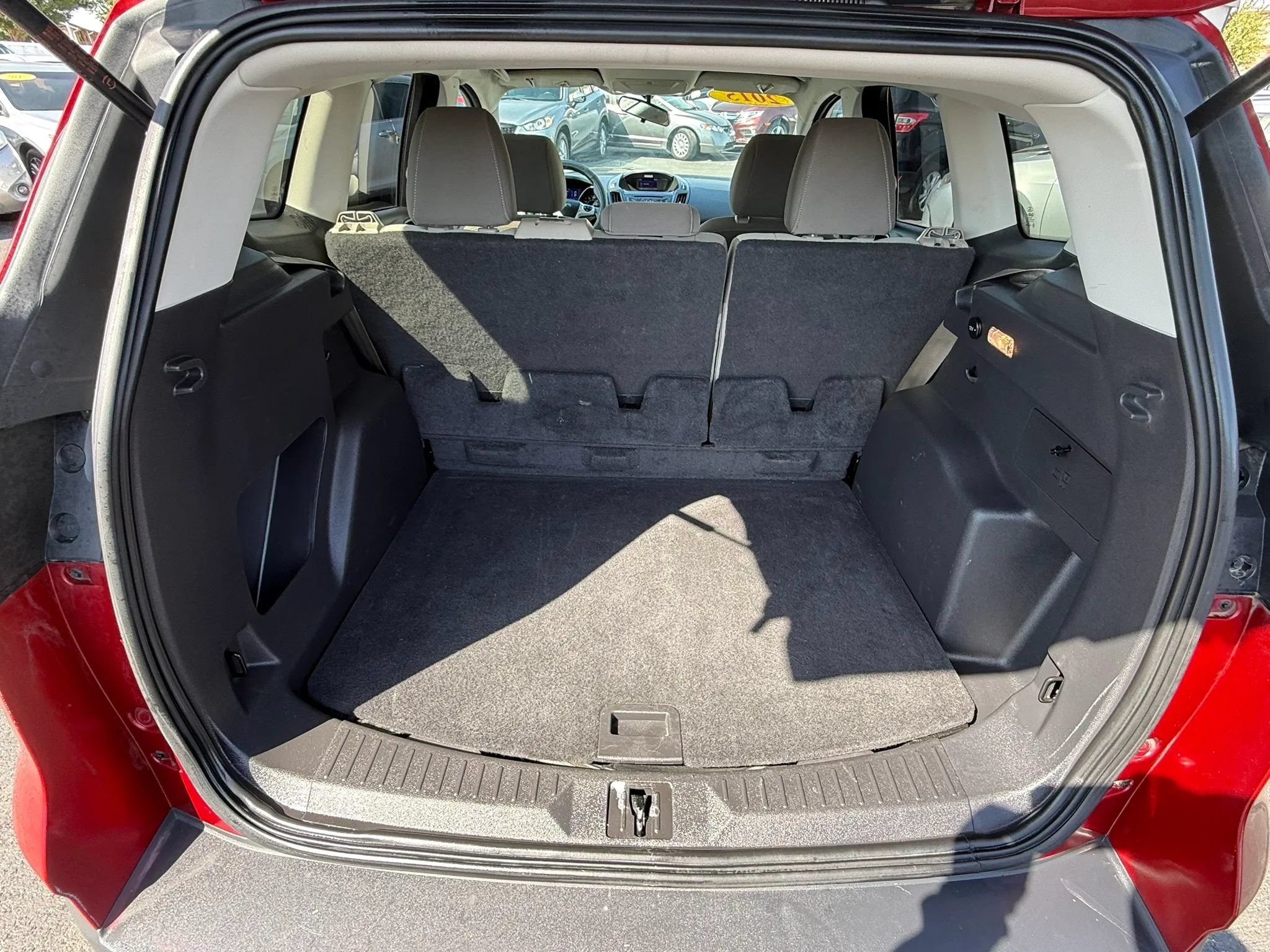 Used 2015 Ford Escape SE FWD image 6