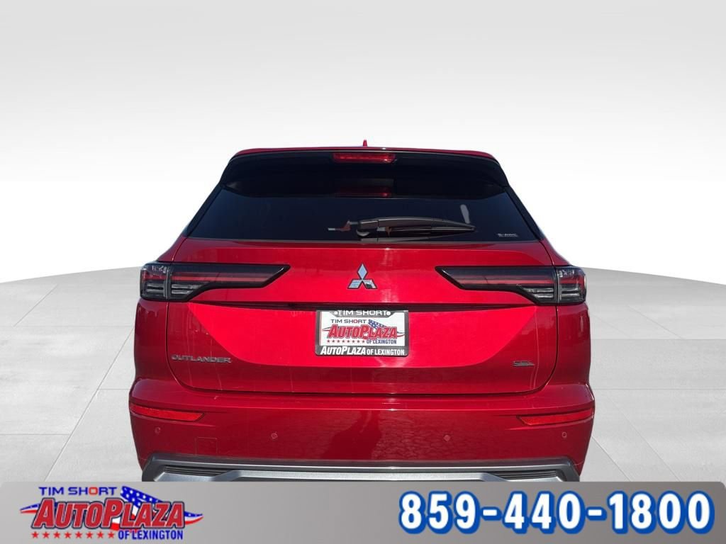 Used 2025 Mitsubishi Outlander SEL image 12