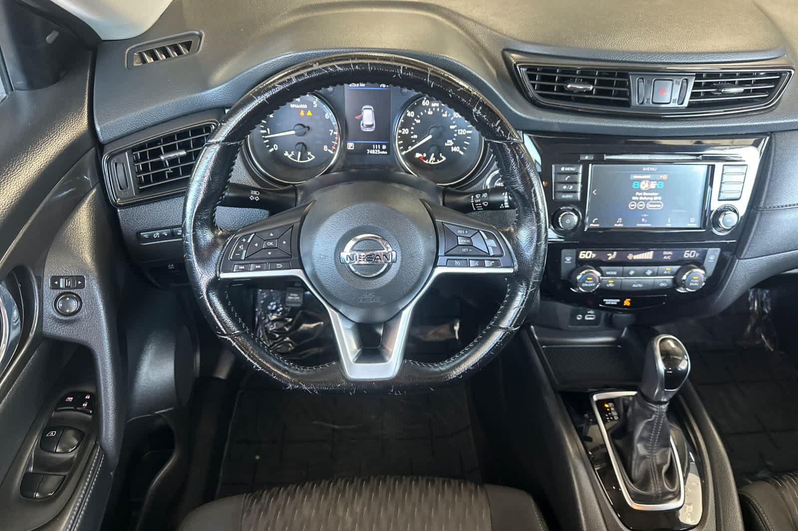 Used 2020 Nissan Rogue SV FWD image 14