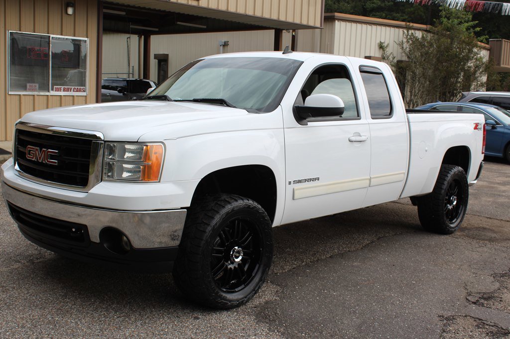 Used 2008 GMC Sierra 1500 SLT w/ SLT Preferred Package image 6