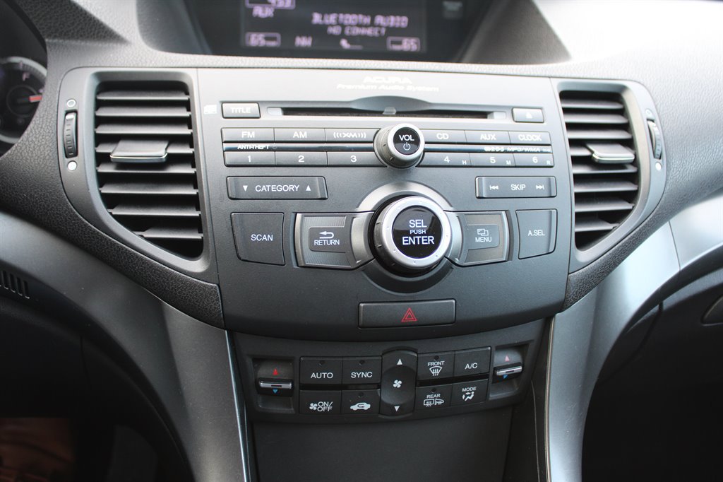 Used 2011 Acura TSX Sedan image 23