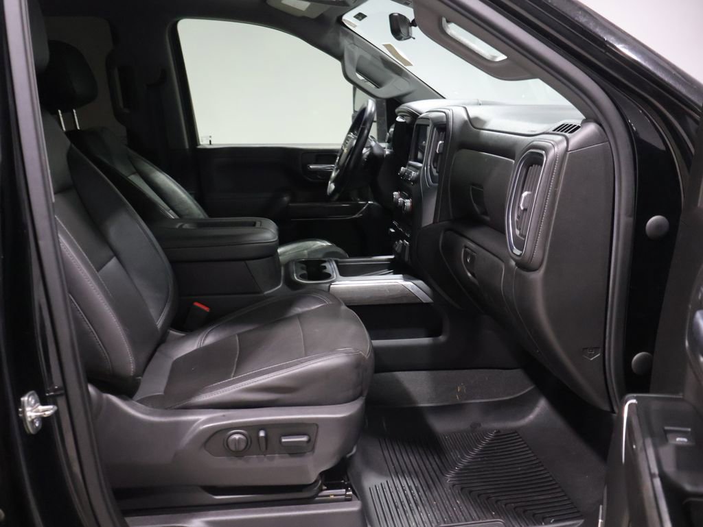 Used 2020 Chevrolet Silverado 3500 LTZ w/ LTZ Premium Package image 24