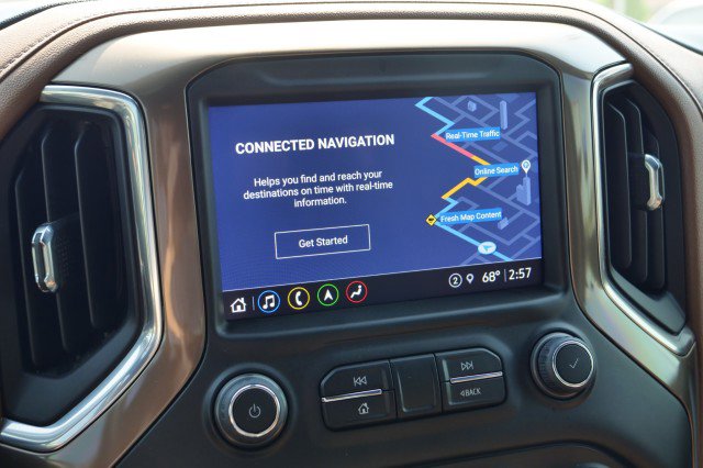 Used 2022 Chevrolet Silverado 3500 High Country w/ Technology Package image 40