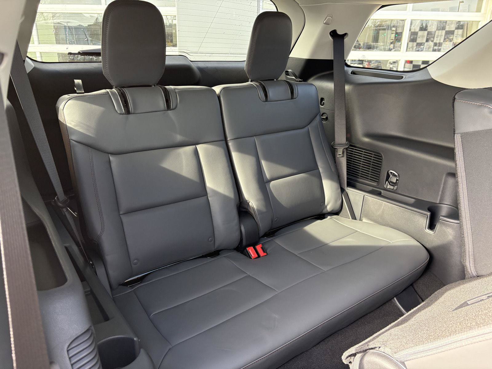 New 2026 Ford Explorer Active w/ Active Comfort Package AWD/4WD image 21