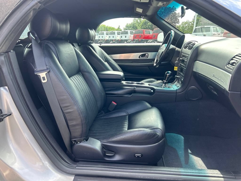 Used 2004 Ford Thunderbird RWD image 10
