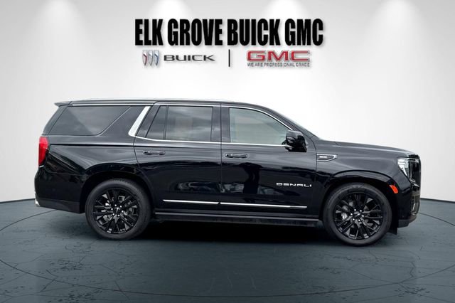 Used 2024 GMC Yukon Denali Ultimate AWD/4WD image 3