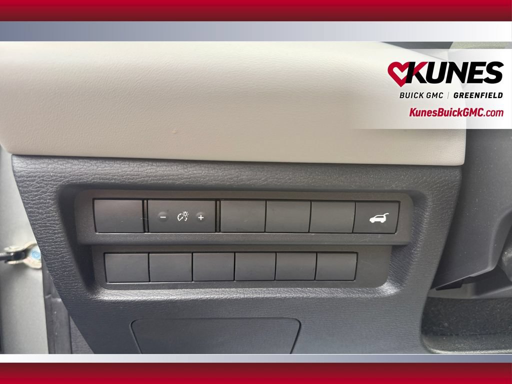 Used 2023 Mitsubishi Outlander SEL AWD/4WD image 15