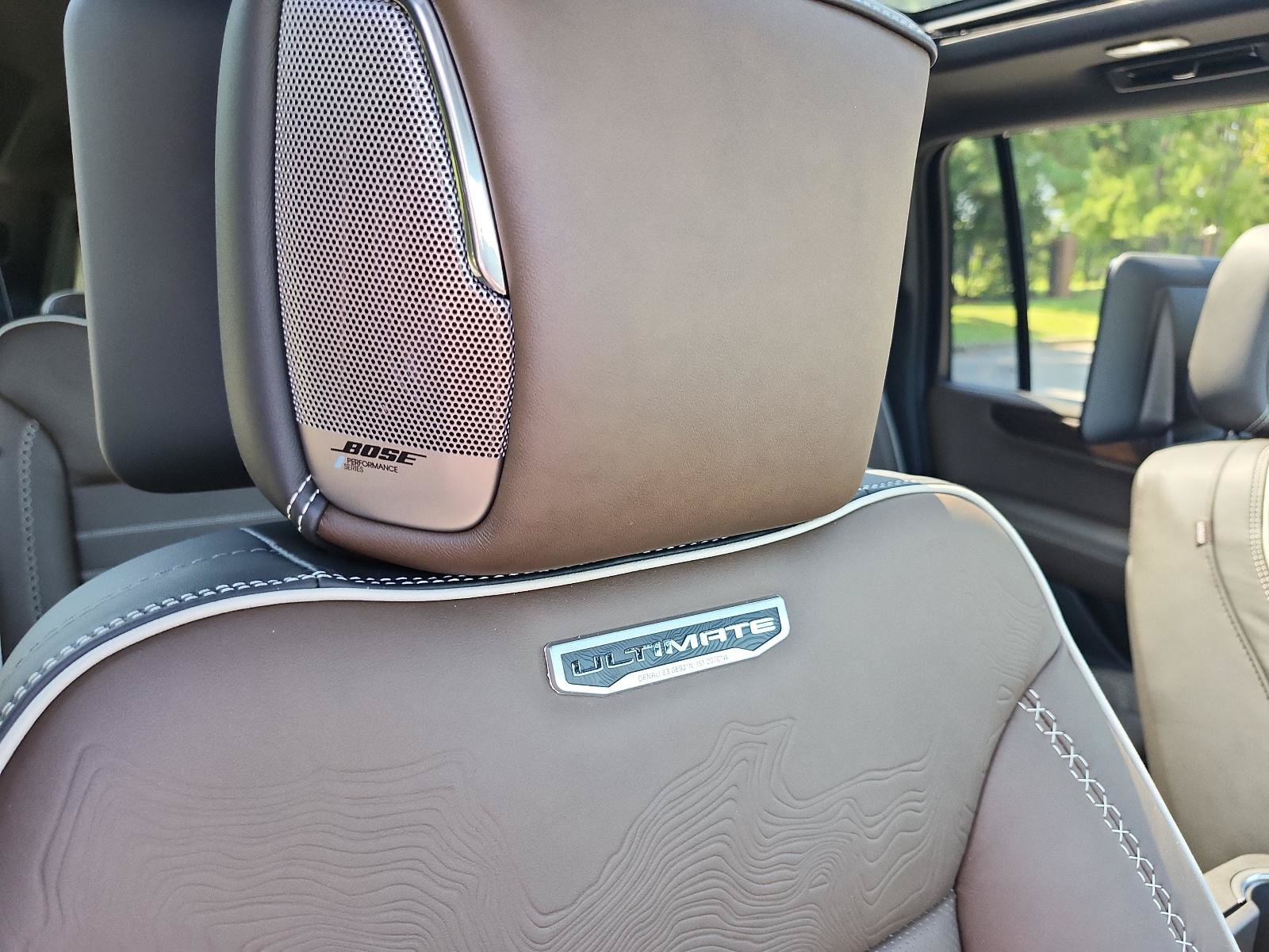 New 2026 GMC Yukon XL Denali Ultimate AWD/4WD image 9