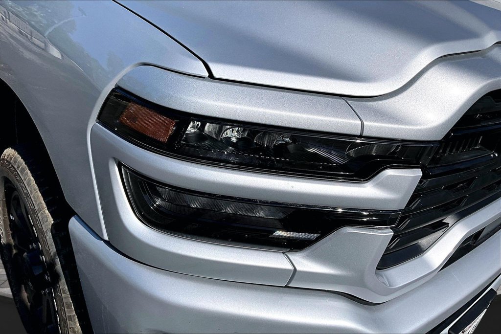 Certified 2026 RAM 2500 Big Horn AWD/4WD image 27