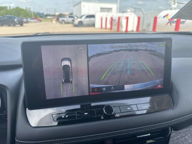Used 2025 Nissan Rogue Platinum AWD/4WD image 31