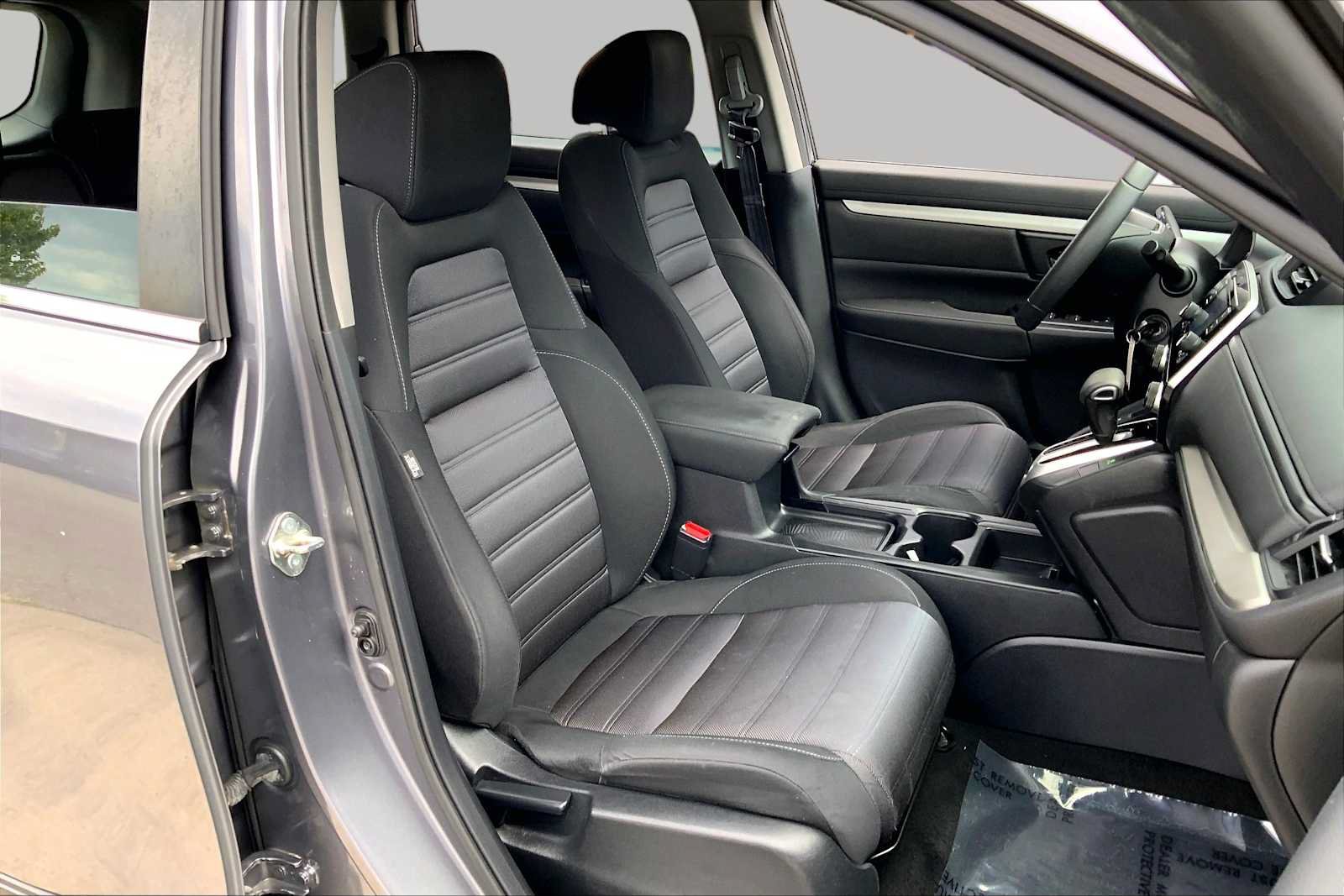 Used 2018 Honda CR-V LX image 6