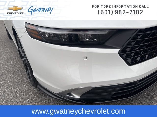 Used 2023 Honda Accord Touring image 13