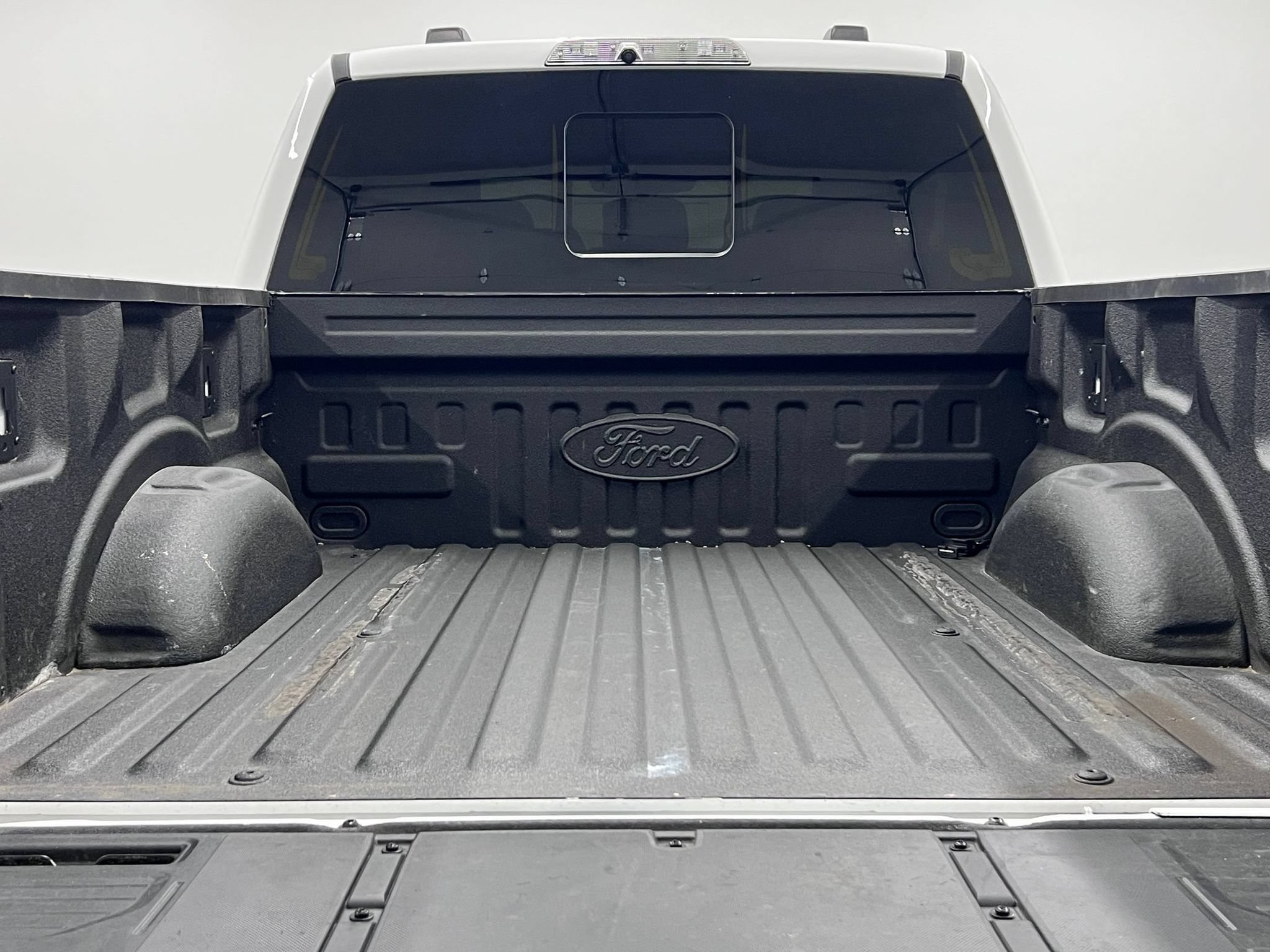 Used 2022 Ford F150 Raptor w/ Equipment Group 801A High AWD/4WD image 25