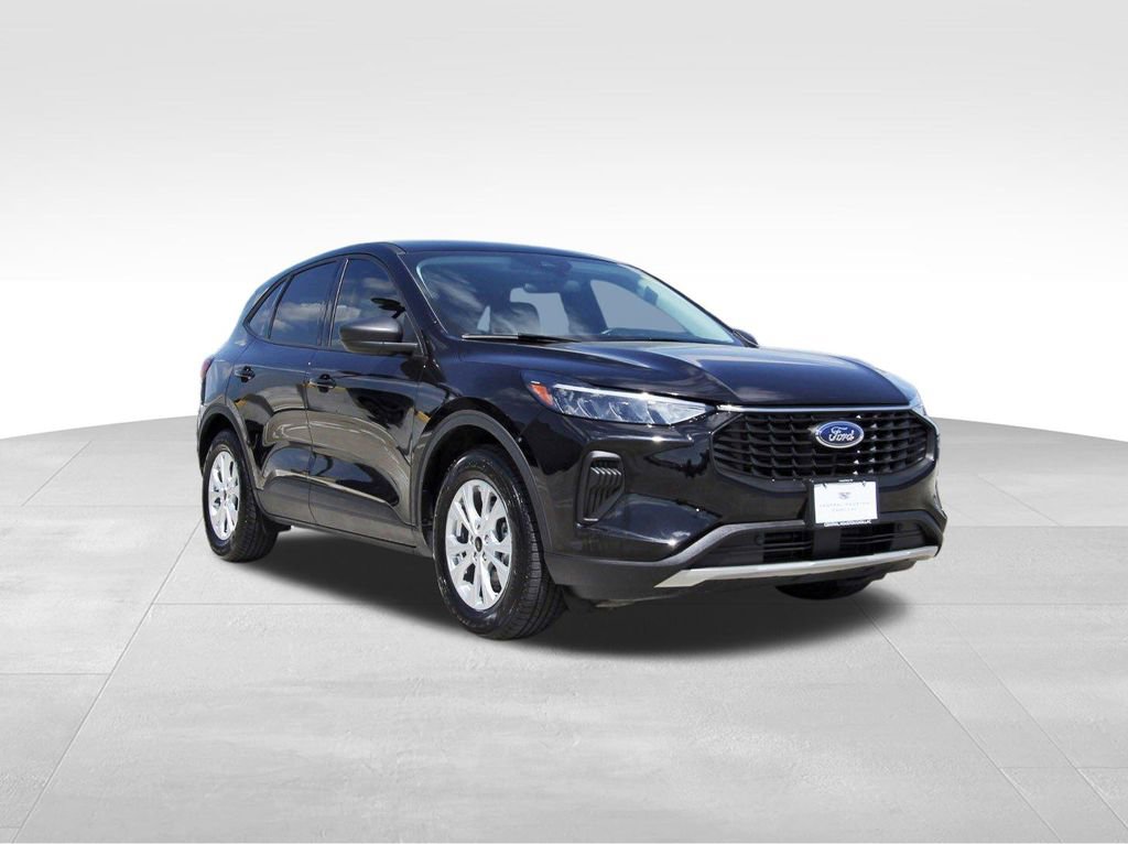 Used 2025 Ford Escape Active image 1