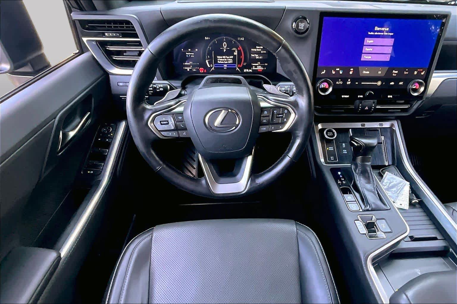 Used 2024 Lexus GX 550 w/ Accessory Package (Z1) AWD/4WD image 6