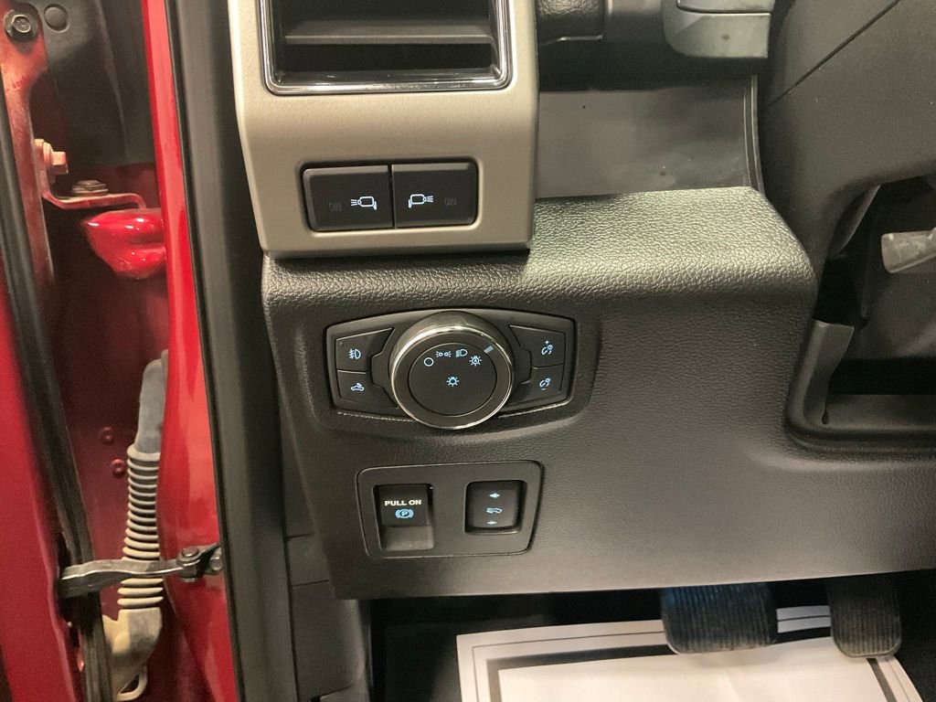 Used 2020 Ford F150 Lariat image 16