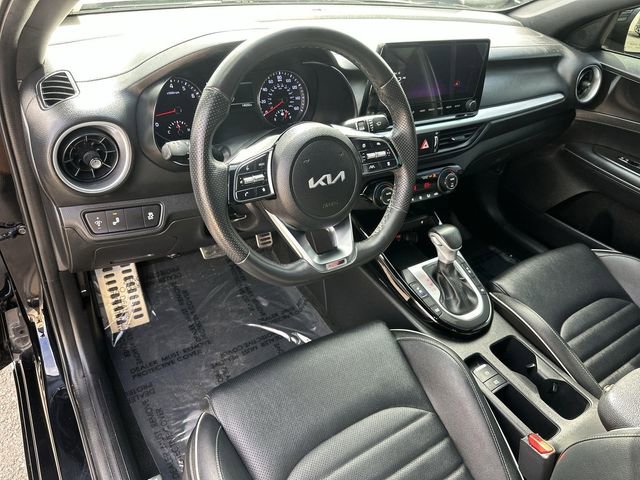 Used 2024 Kia Forte GT-Line w/ GT-Line Premium Package image 9