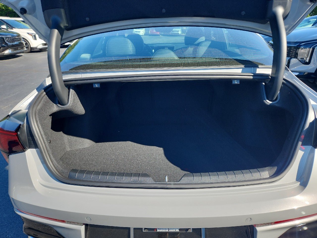 New 2026 Kia K5 GT FWD image 33